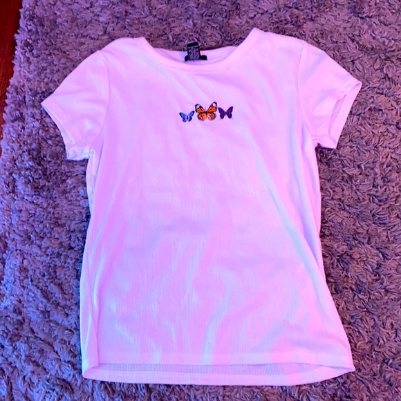 Rue21 Tops - Rue 21 white butterfly tee